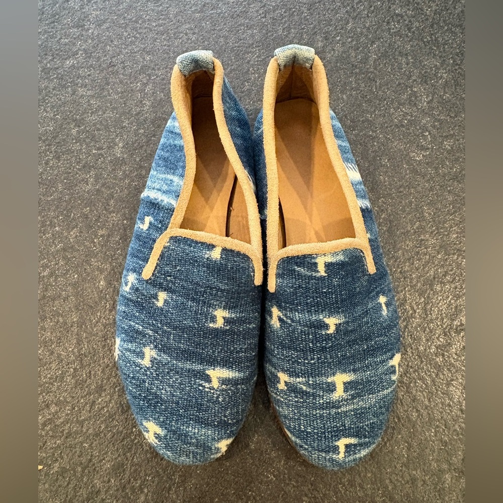 Handmade Women's blue Ikat flats sz 7